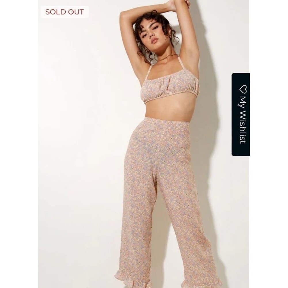 MOTEL Wide Leg MEDIUM Floral Pink Pastel Lightweight Pants Ruffle Hem new